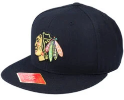Chicago Blackhawks Deep Dish Black Fitted - American Needle